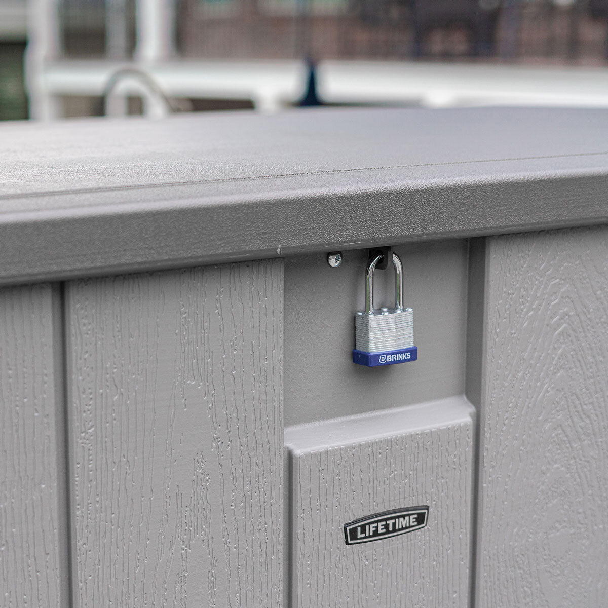 Lifetime 568L Modern Outdoor Storage Deck Box - Weather Resistant Patio Storage Box Model 60384U