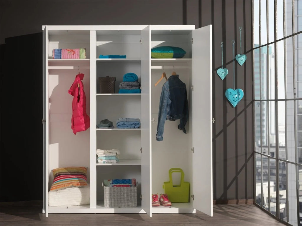 Armoire enfant blanche 3 portes avec 2 penderies et 6 étagères
