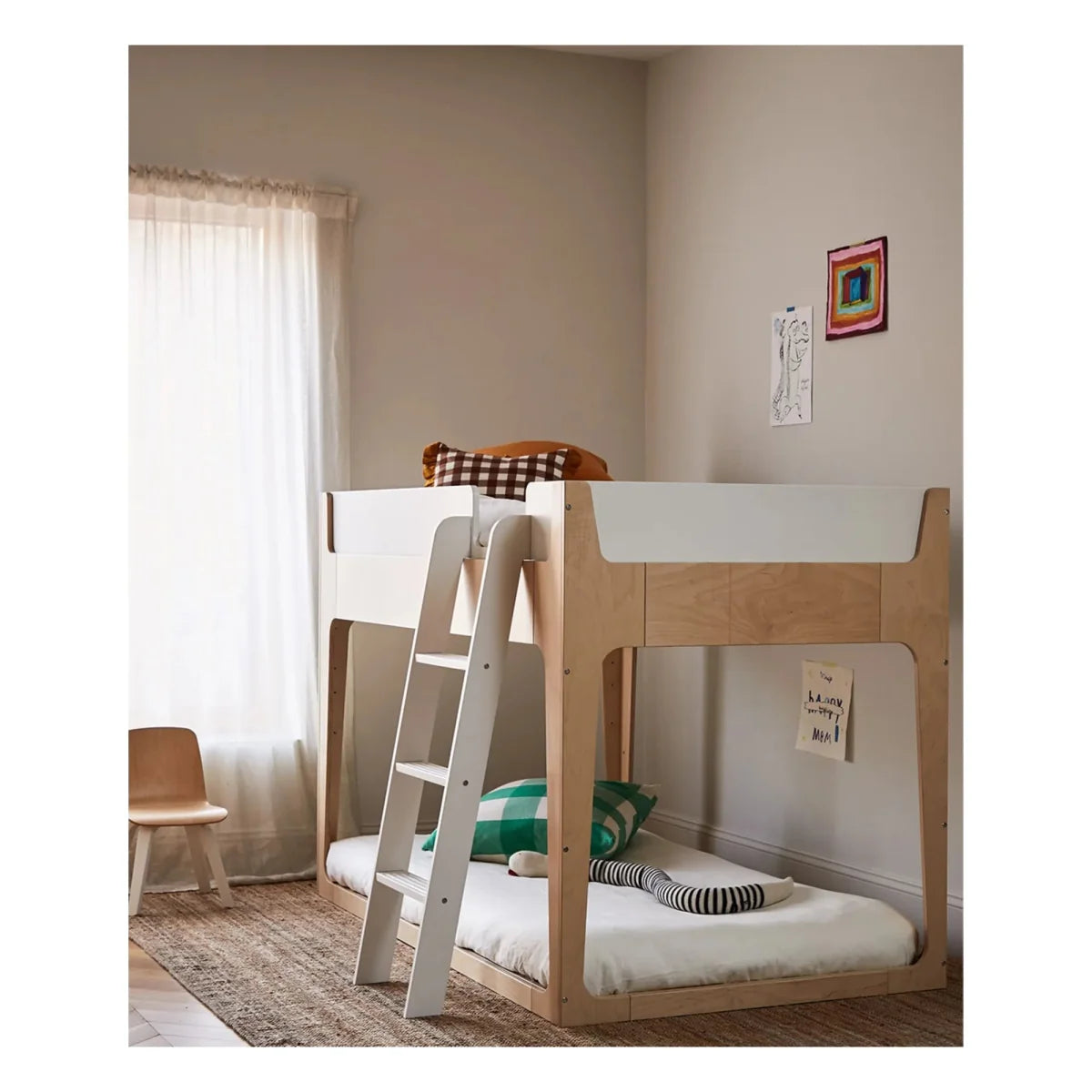 Lit mezzanine enfant 90x200 cm en bouleau avec échelle inclinée