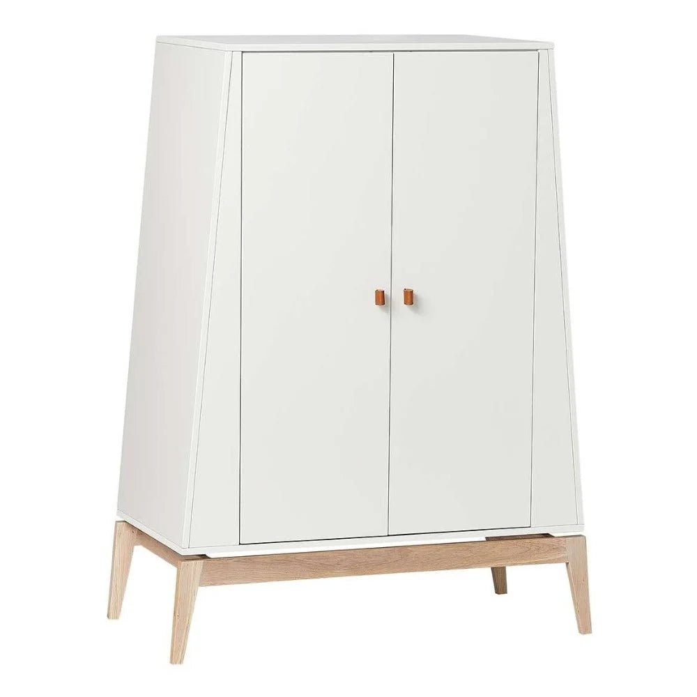 Petite armoire enfant blanche avec penderie et étagères
