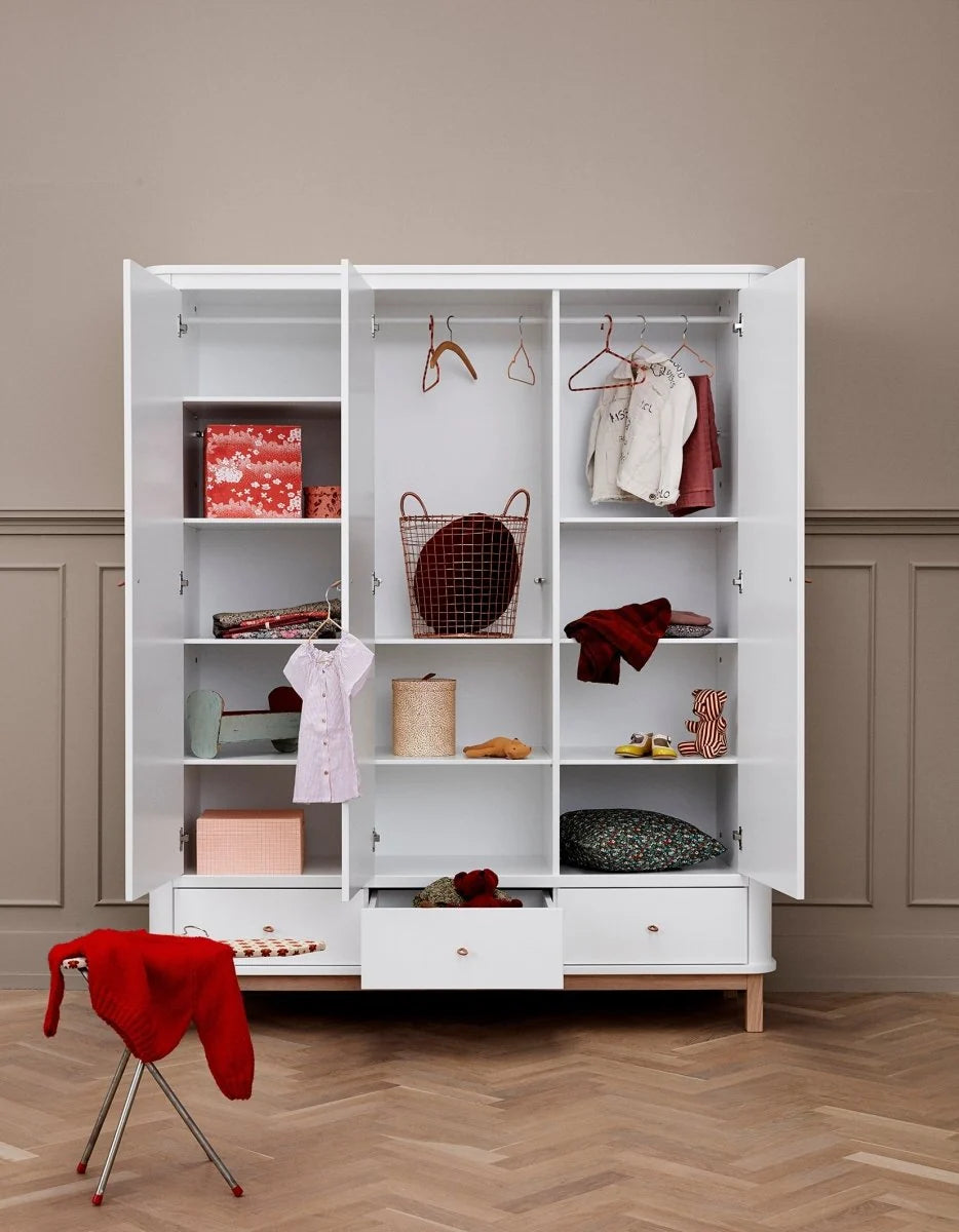Armoire 3 portes avec penderie, tiroirs et étagères modulables