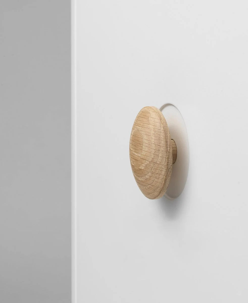 Armoire blanc et chêne 2 portes avec penderie, tiroirs et étagères ajustables