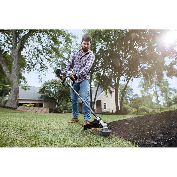 Black Max 25cc 2-Cycle Gas String Trimmer, 18-Inch Cutting Swath, Straight Shaft, Attachment Capable