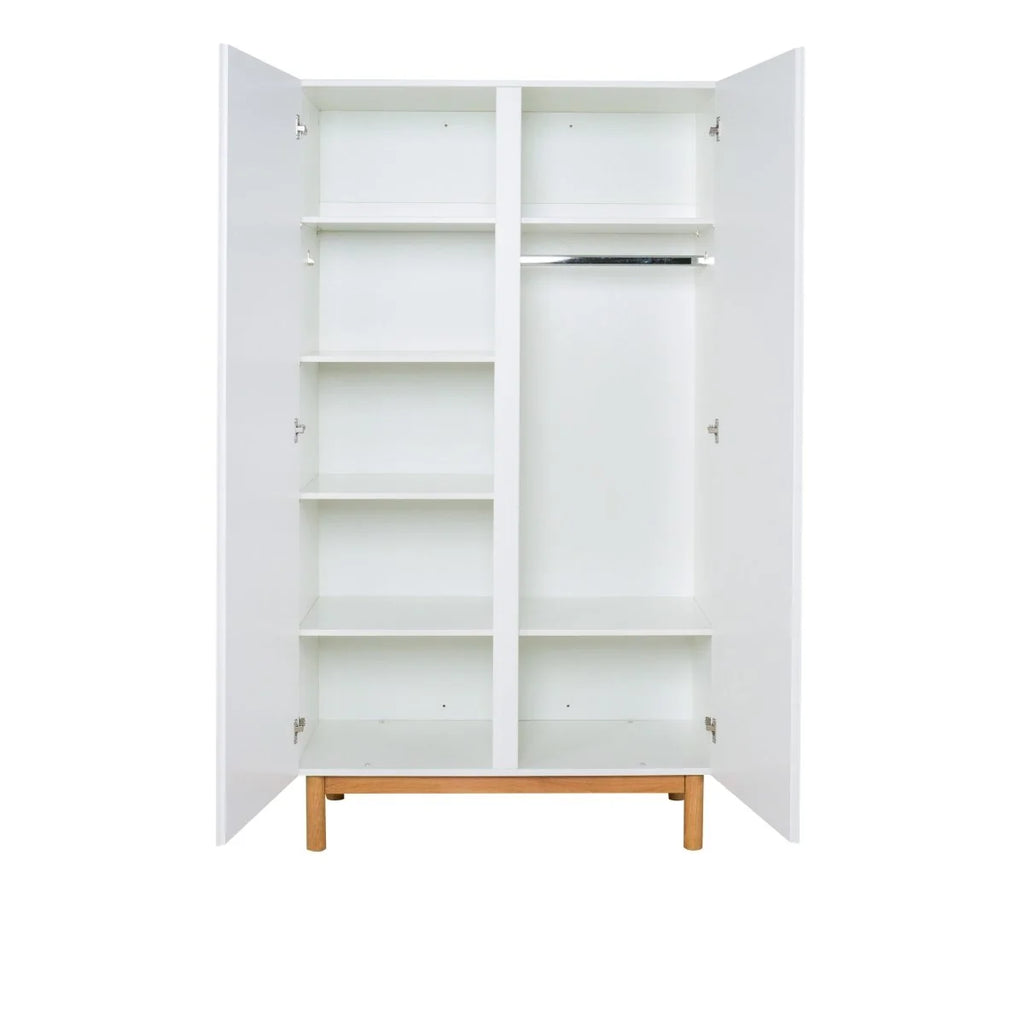 Armoire enfant blanche avec penderie et étagères